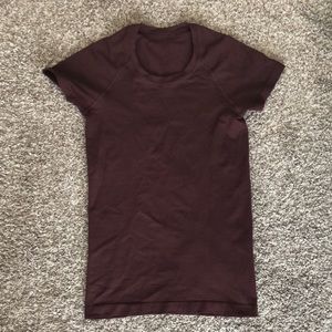 Short sleeve shirt